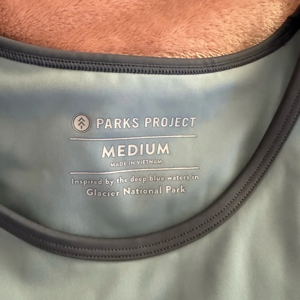 ⚪️⚪️Parks Project Workout Set - Picture 4 of 5